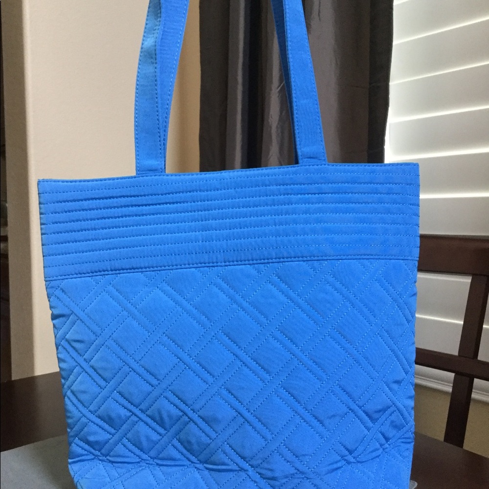 NWT VERA BRADLEY MICROFIBER TOTE - Picture 2 of 3